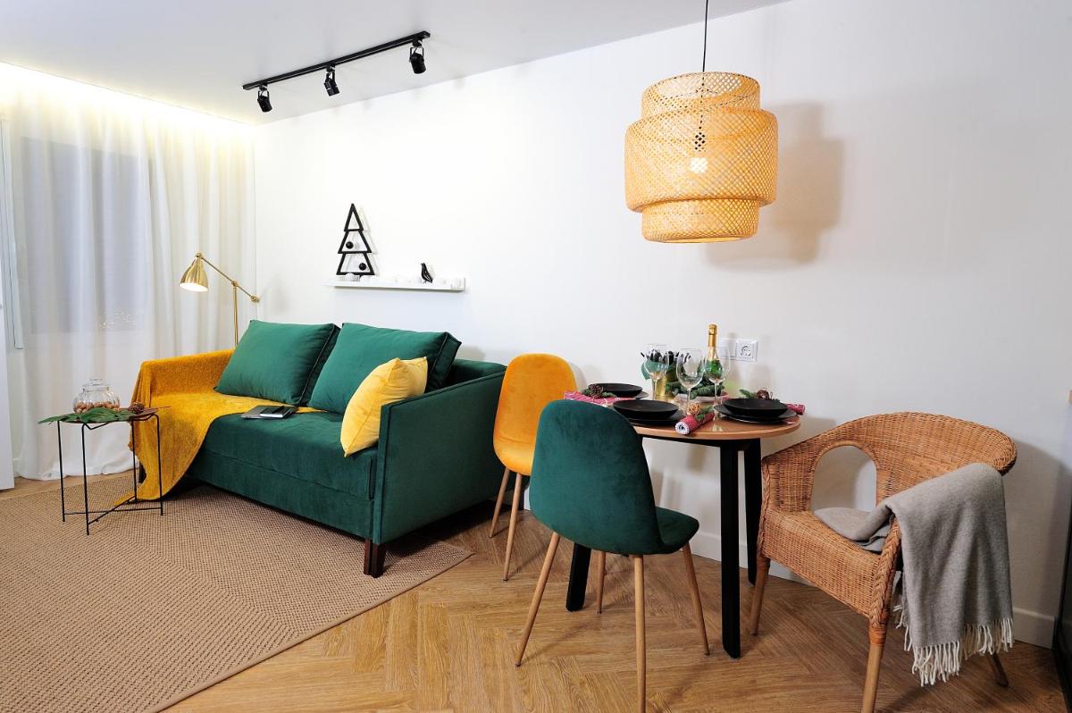 V O Apartments - Housity