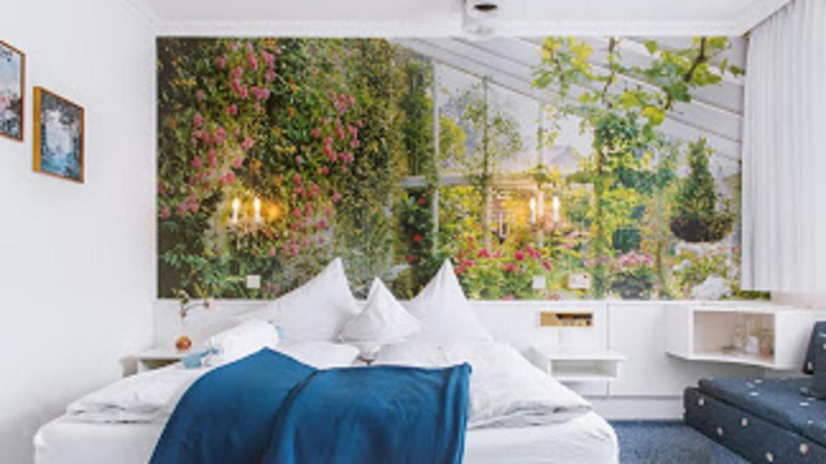 Hotel-Restaurant Lindenhof - Housity