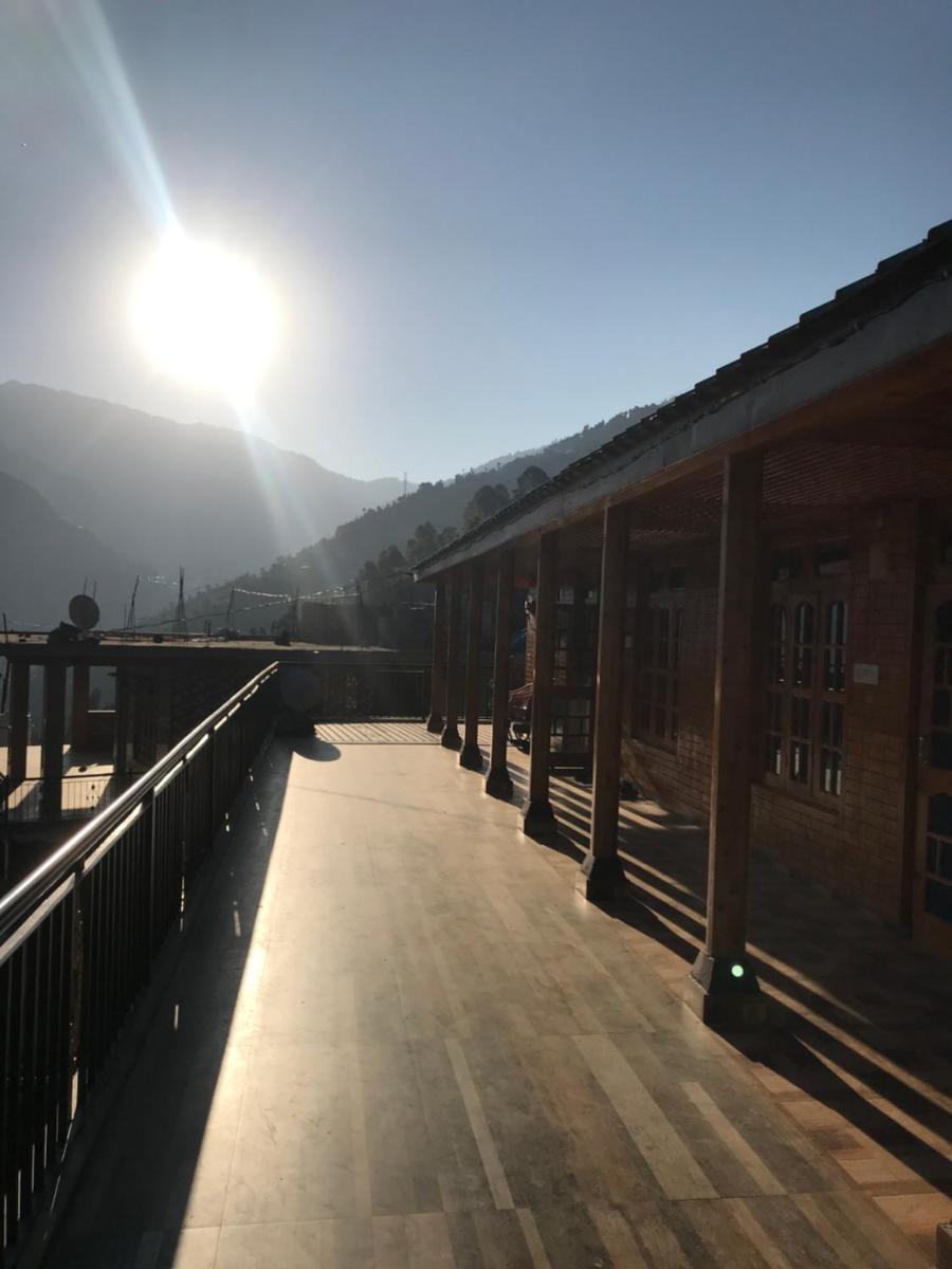 Tripper Nest Luxury Home Stay - Housity