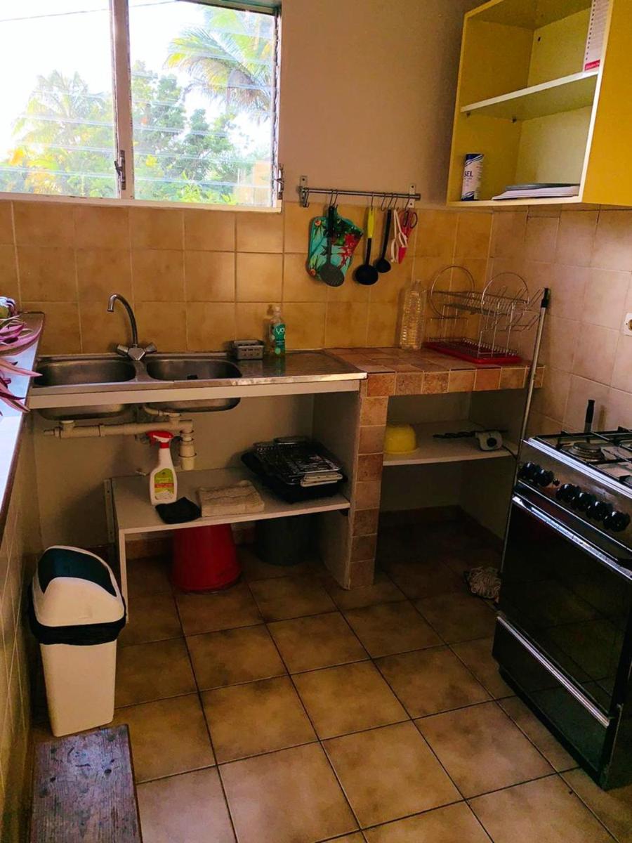 Appartement de 2 chambres avec jardin clos et wifi a Riviere Pilote - Housity