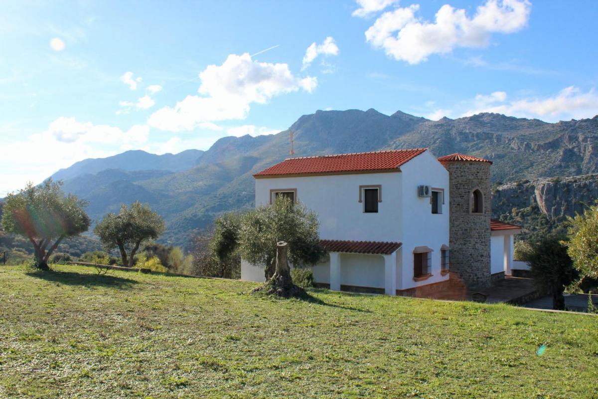 Apartamentos Cedro Alto - Housity