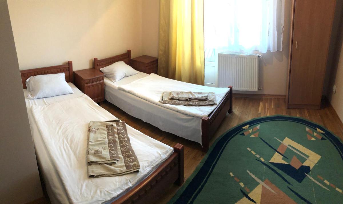 Tur Gotel Kosiv - Housity