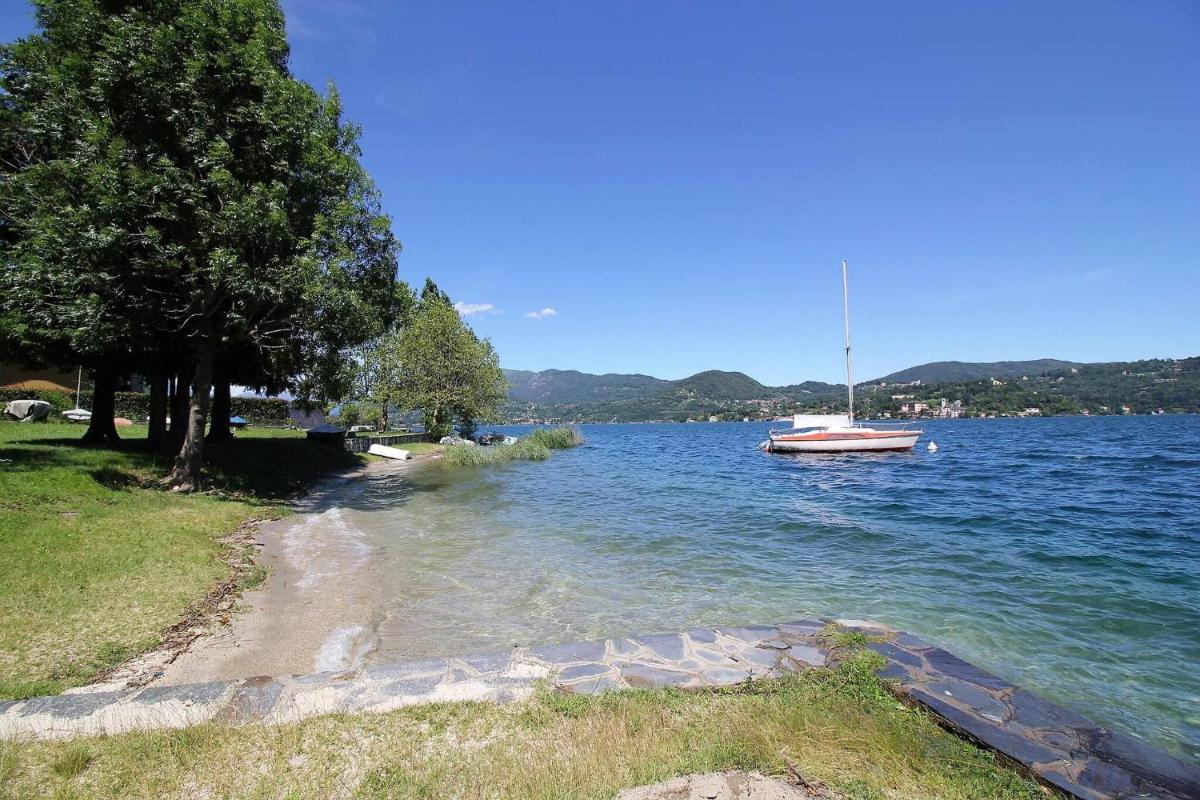 The Beach Indipendent Apartment View Lake - Housity