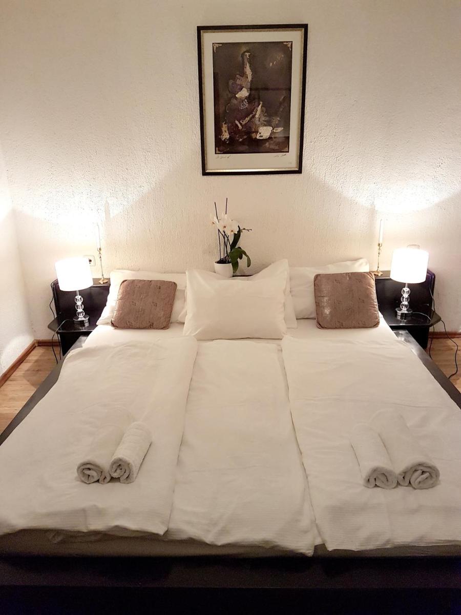 5 bedrooms villa at Jadranovo 100 m away from the beach with sea view private pool and enclosed garden - Housity