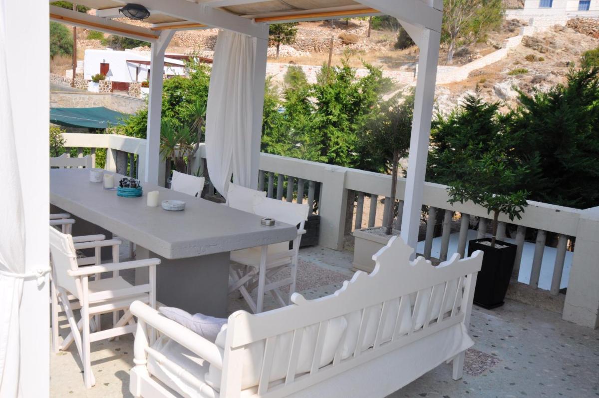 Suitetrails - 2 bedrooms appartement at Psathi 700 m away from the beach with sea view furnished terrace and wifi