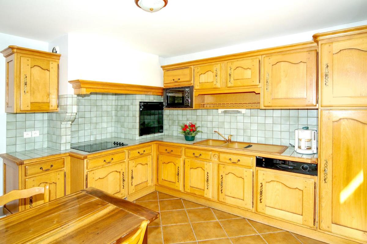 Chalet Authentique Praranger Jacuzzi - Housity