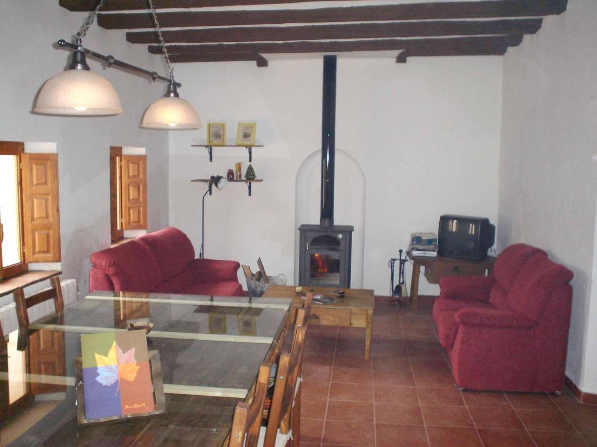 Elegant Villa in Villa de Ves with Private Pool - Housity