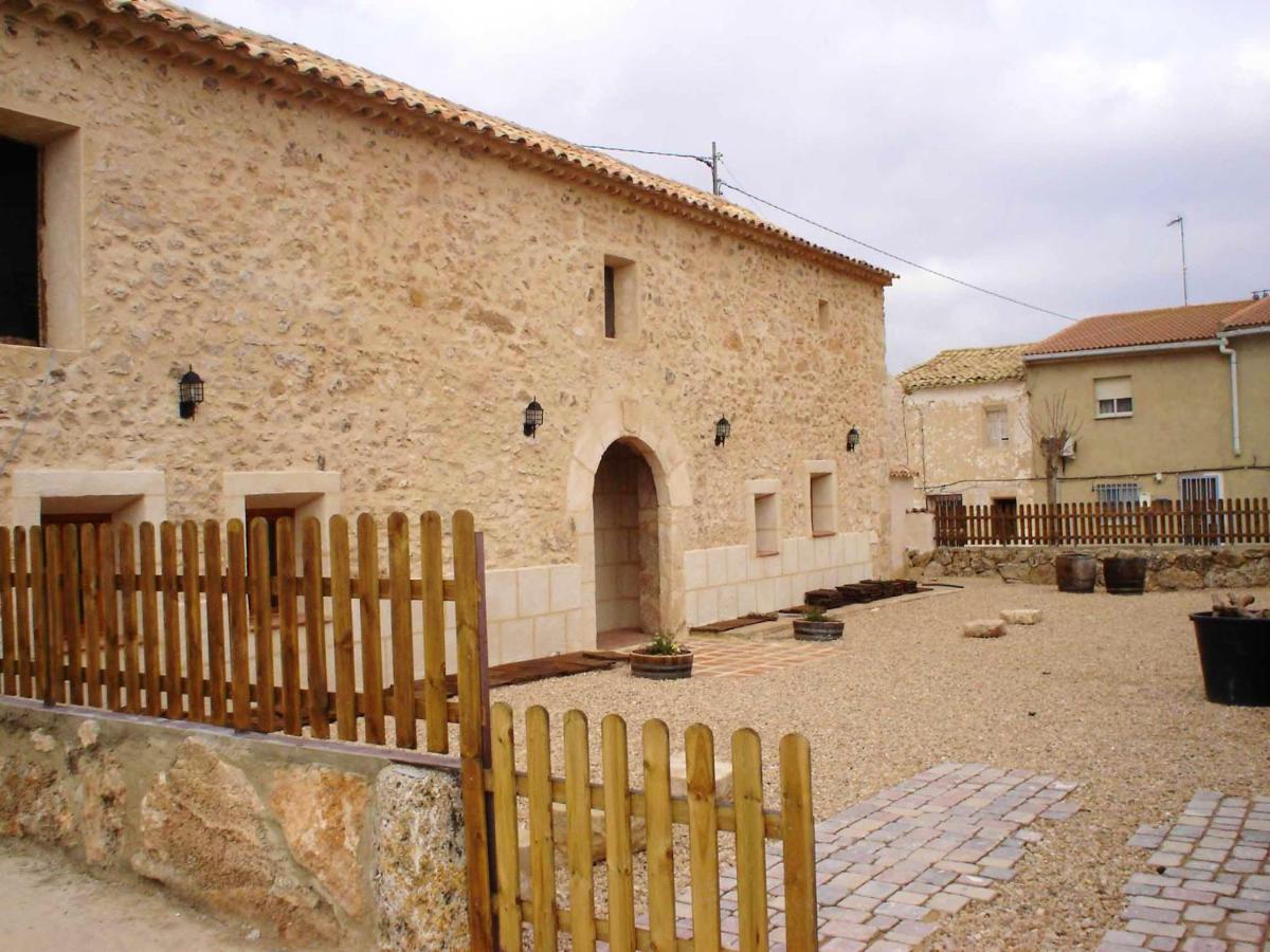Elegant Villa in Villa de Ves with Private Pool - Housity