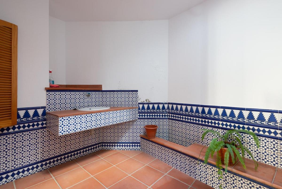 Comfortable house in Ardales with fireplace - Housity