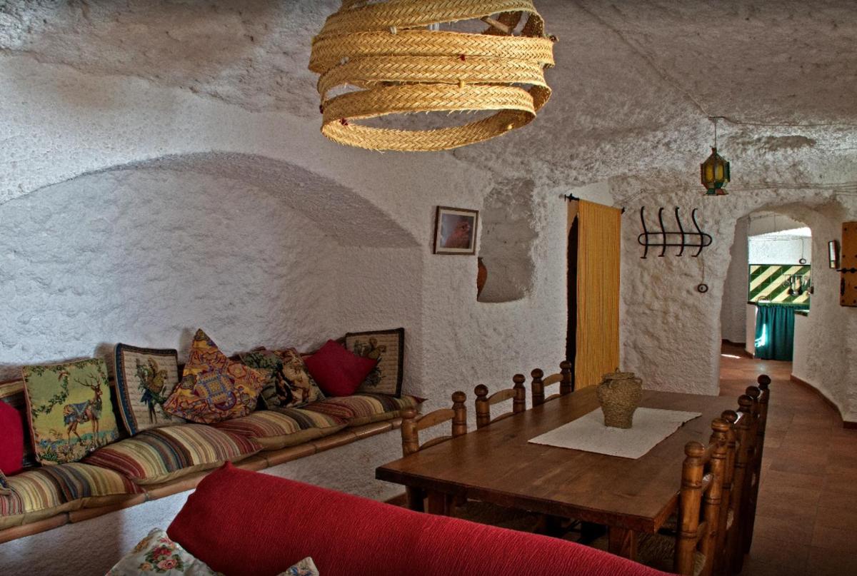 Cozy house in Gorafe + pool - Housity