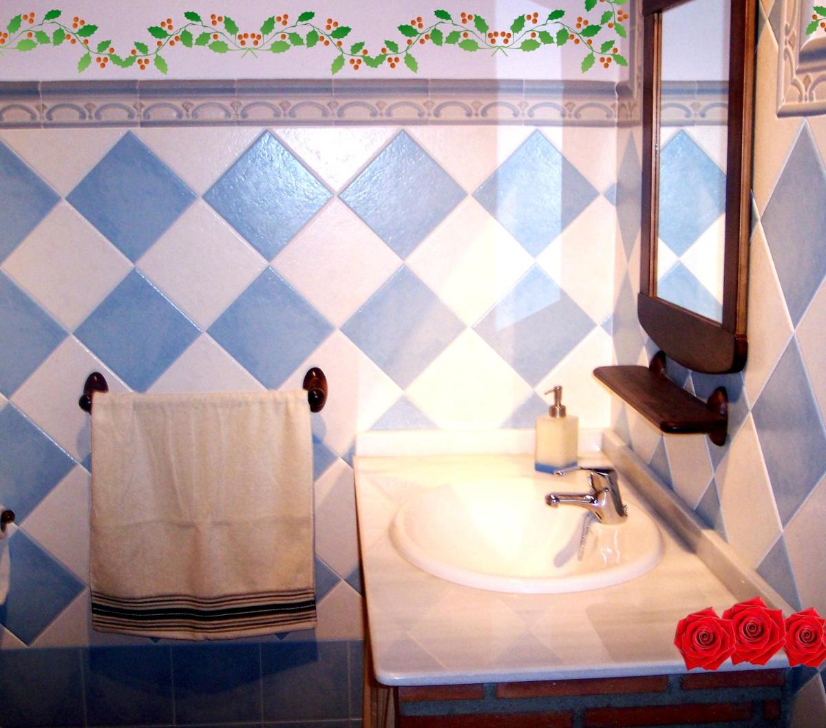 Suitetrails - 2 bedrooms villa with city view private pool and enclosed garden at Orgiva