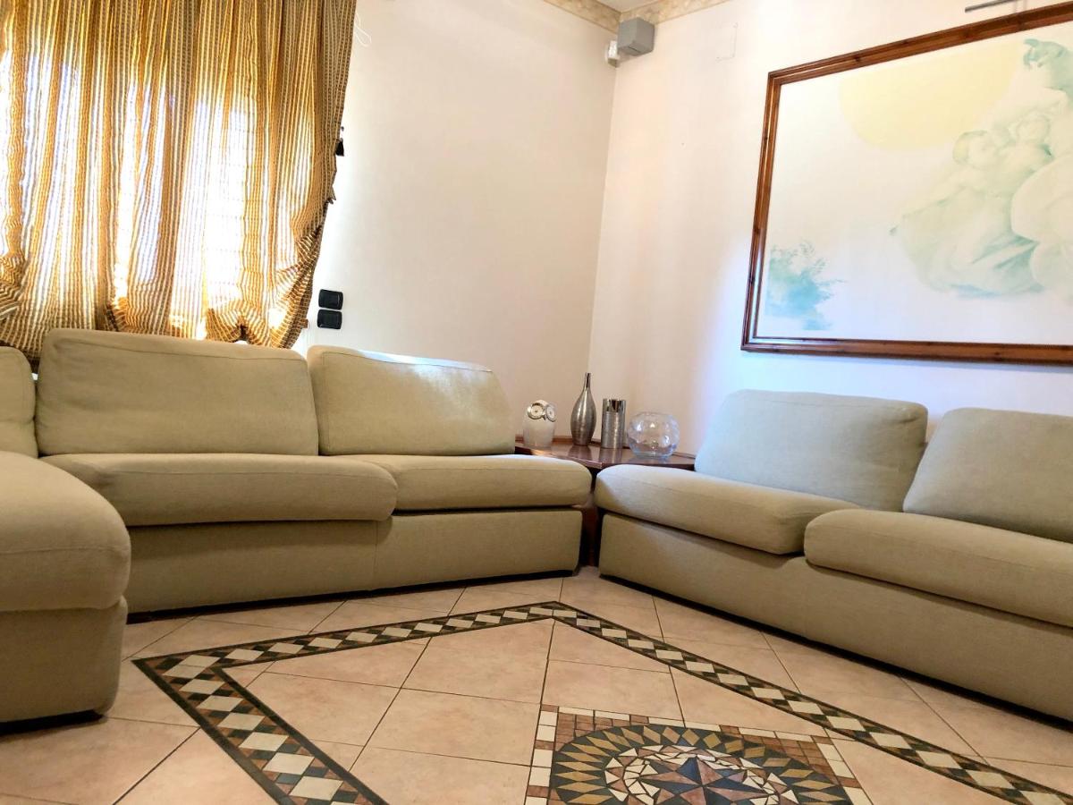 Suitetrails - 3 bedrooms appartement with city view and balcony at Cosenza