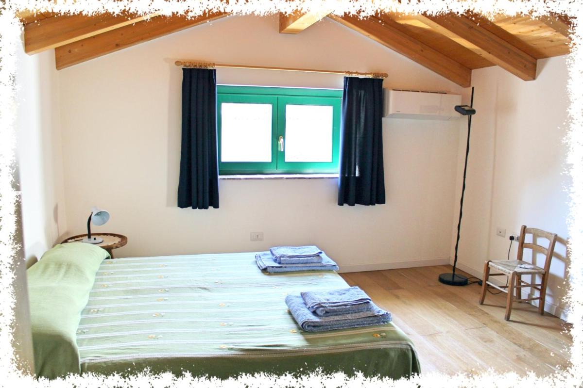 Comfy house in Crotone fenced garden - Housity
