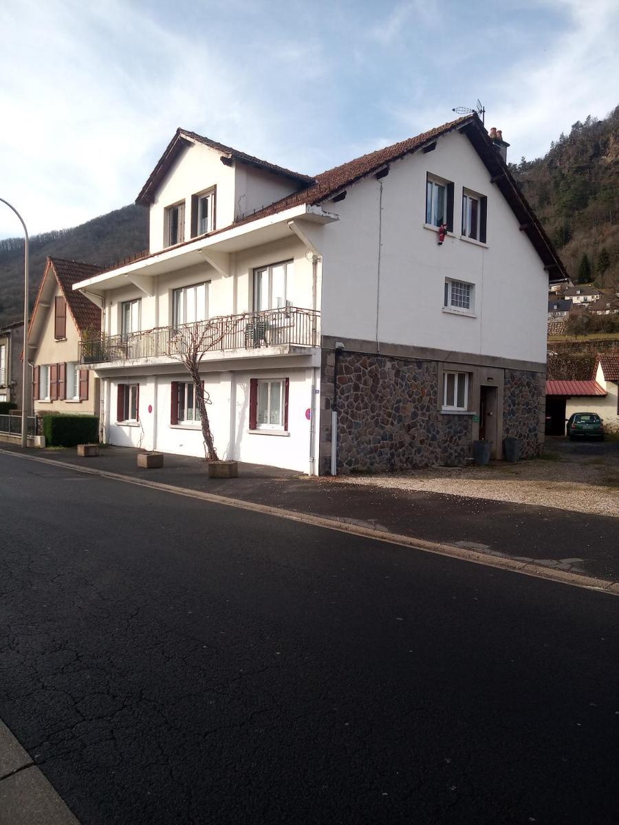 studio Vic 2.4 - Housity