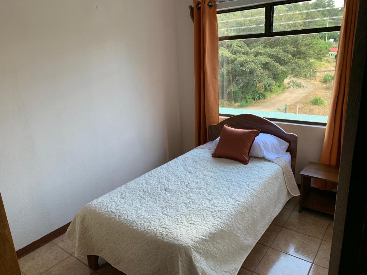 Globi Lodge #4 - Housity
