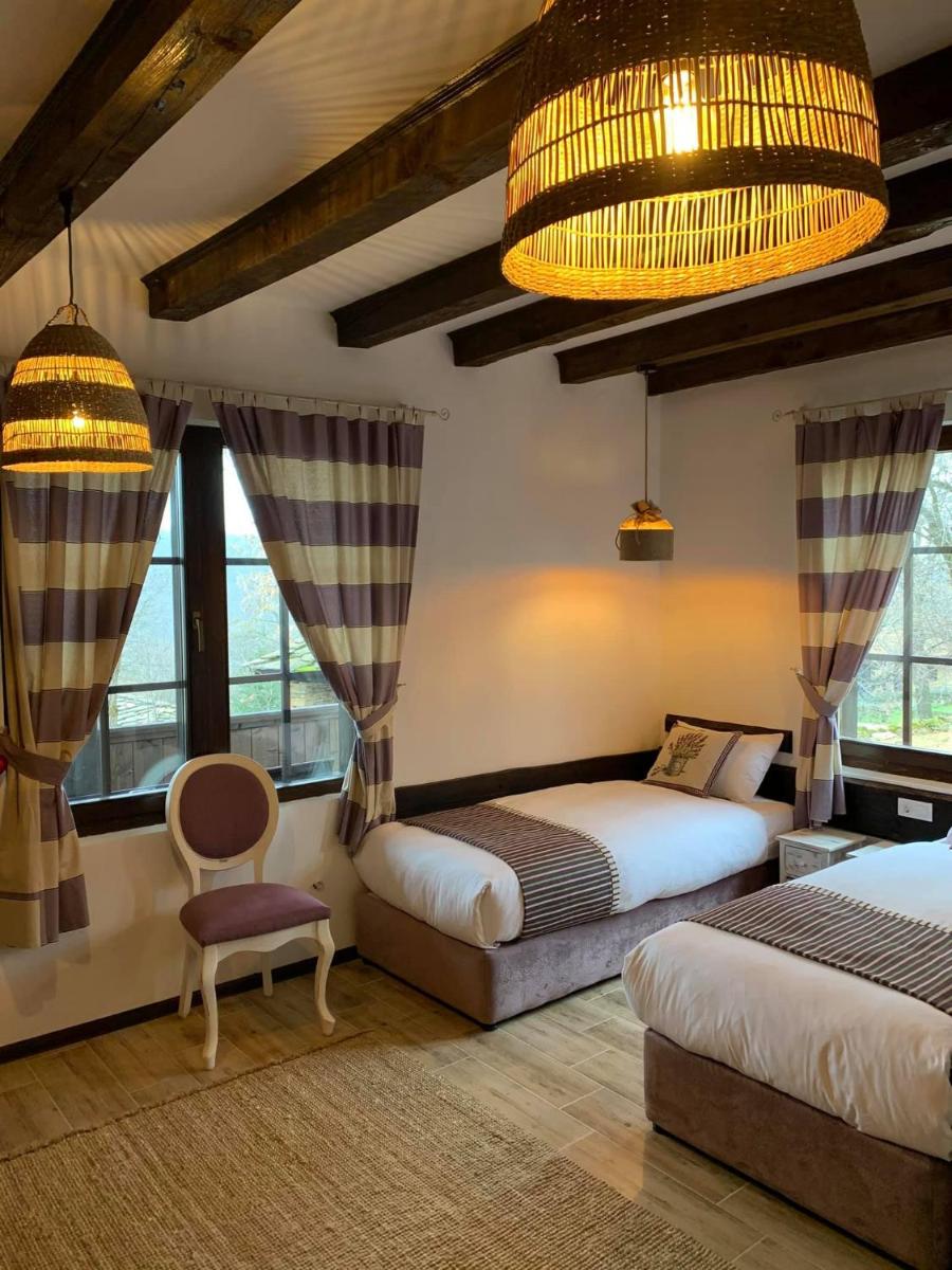 The Legends , Art & Forest - Housity