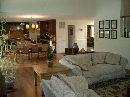 Admore - Luxury with pool - Housity