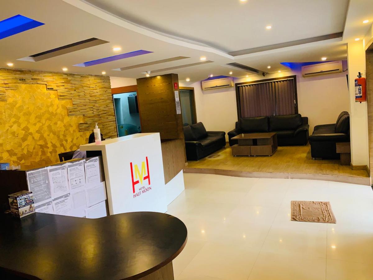 Hotel Half Moon Chennai - Housity