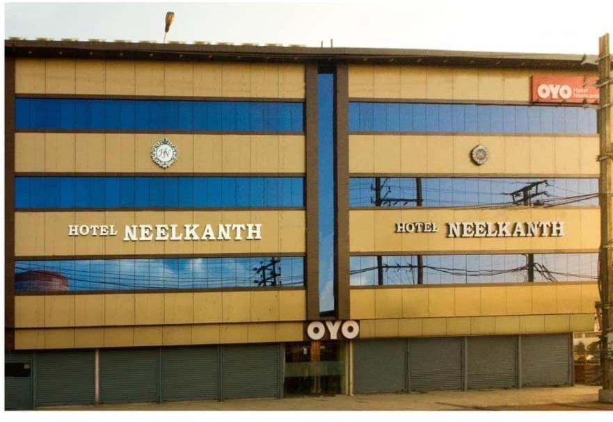 Hotel Neelkanth - Housity