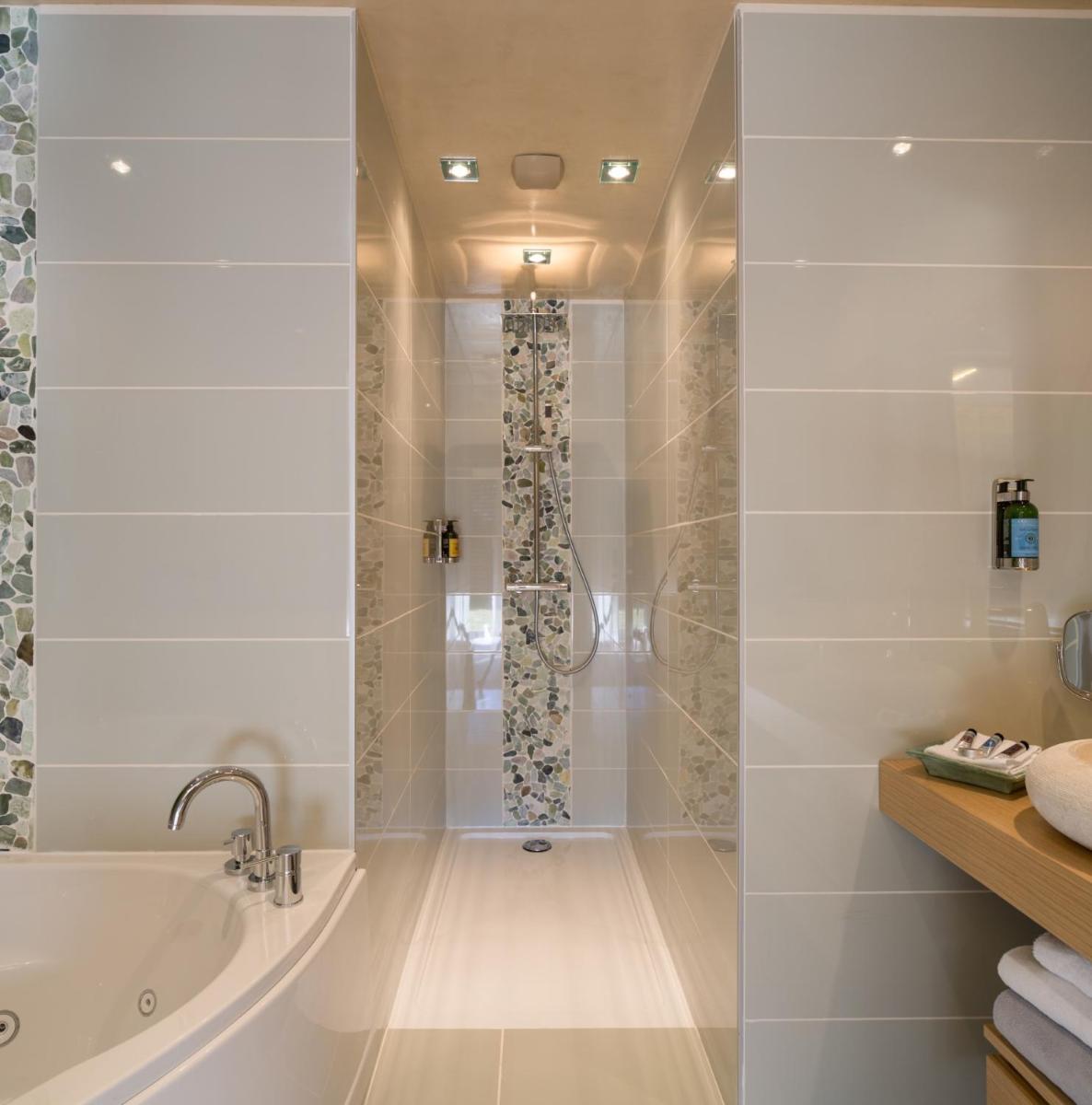 Salle de bains dans l'établissement Les Grands Montets Hotel & Spa