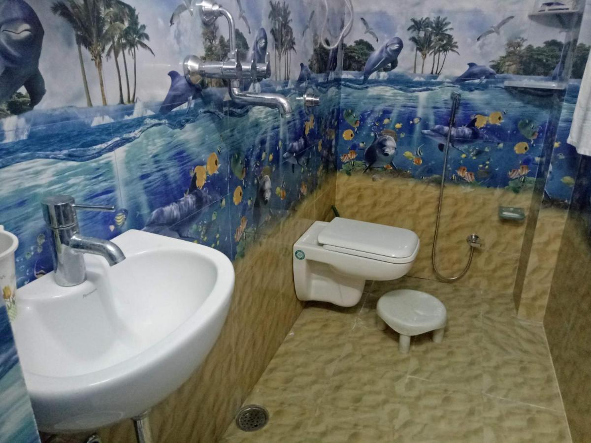 Travellers Guest House - Housity