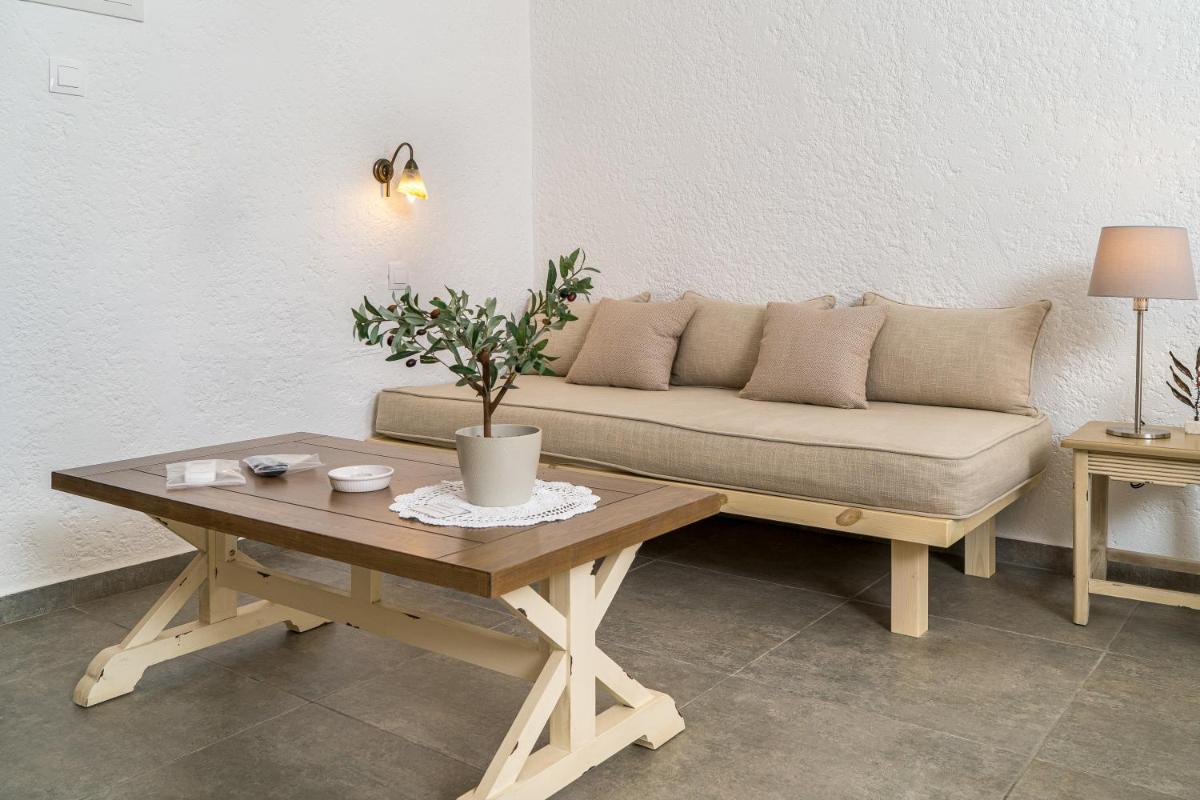 Villa Plori - Housity