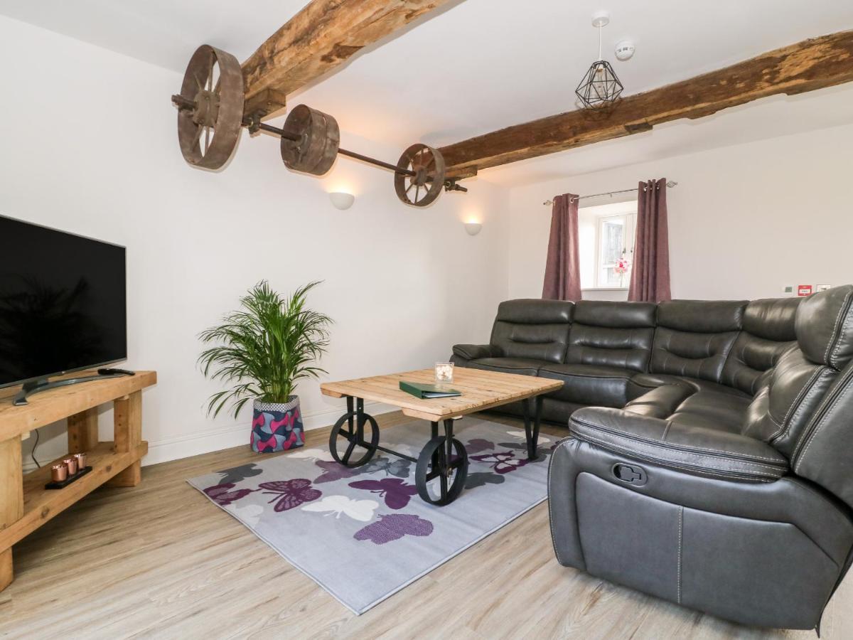 Miller's Wheel - Housity