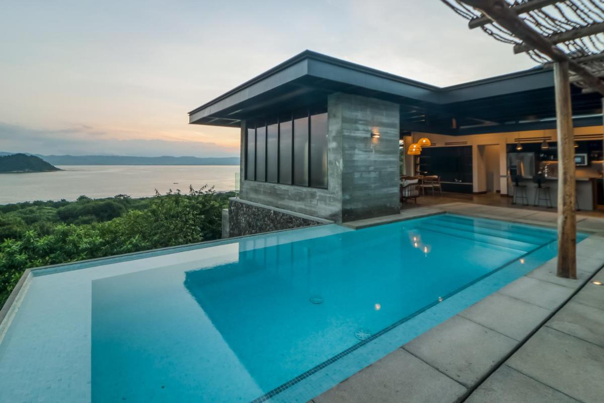 Bay Villas - Housity