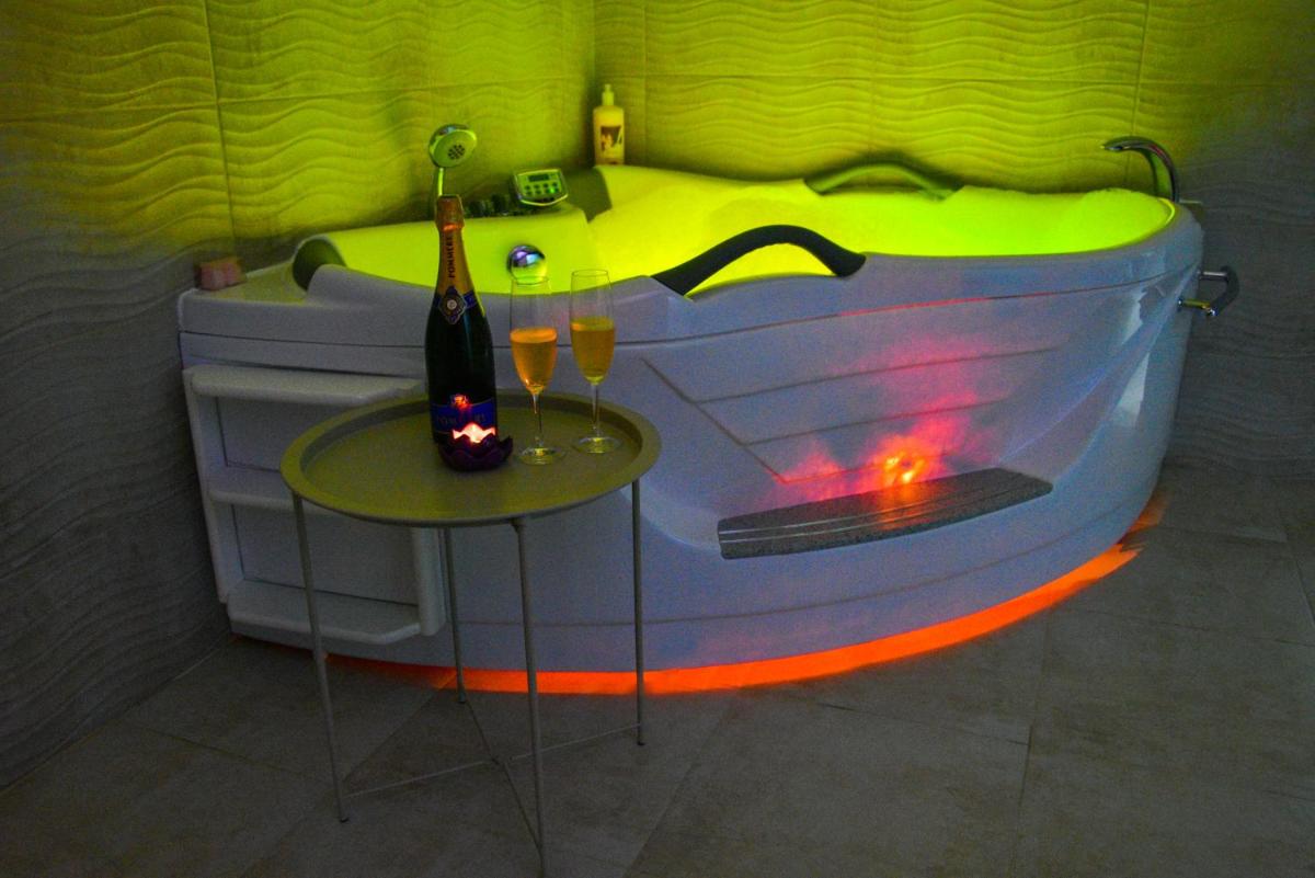 Apartmani Tajna - Housity