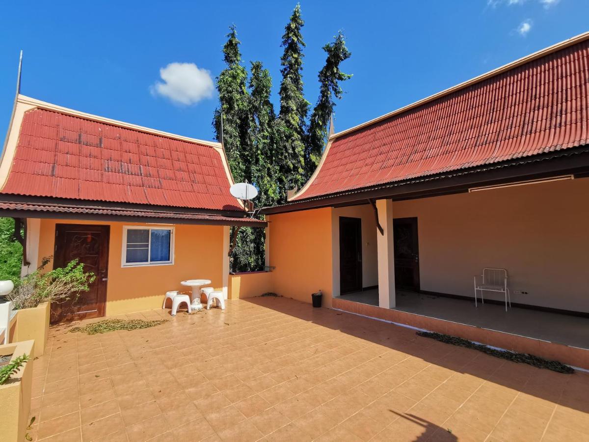 Lek Homestay - Housity
