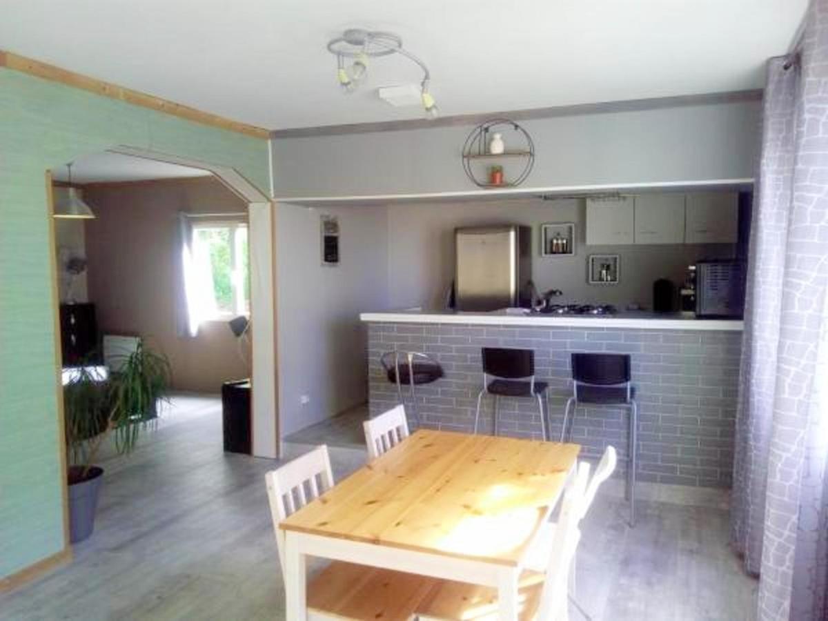 Maison accessible PMR a Saint Come de Fresne avec jardin - Housity