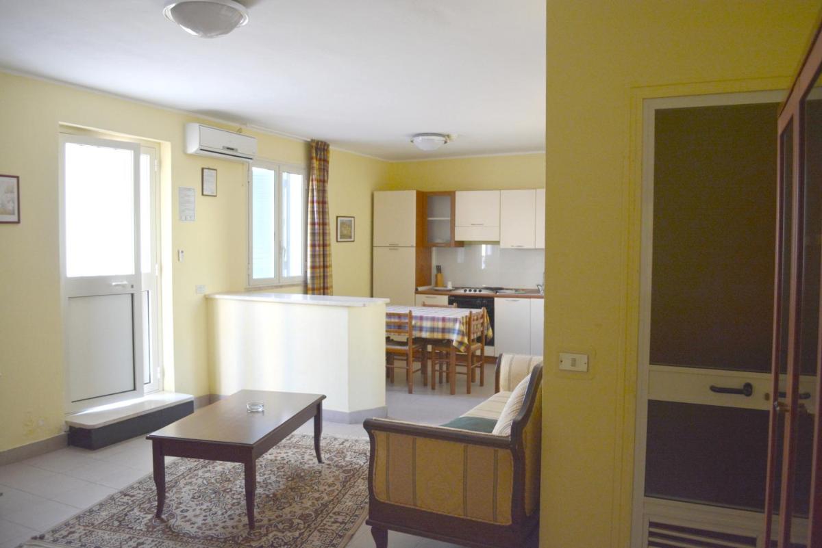 Charming apartment in Reggio Calabria 40 sqm terrace - Housity