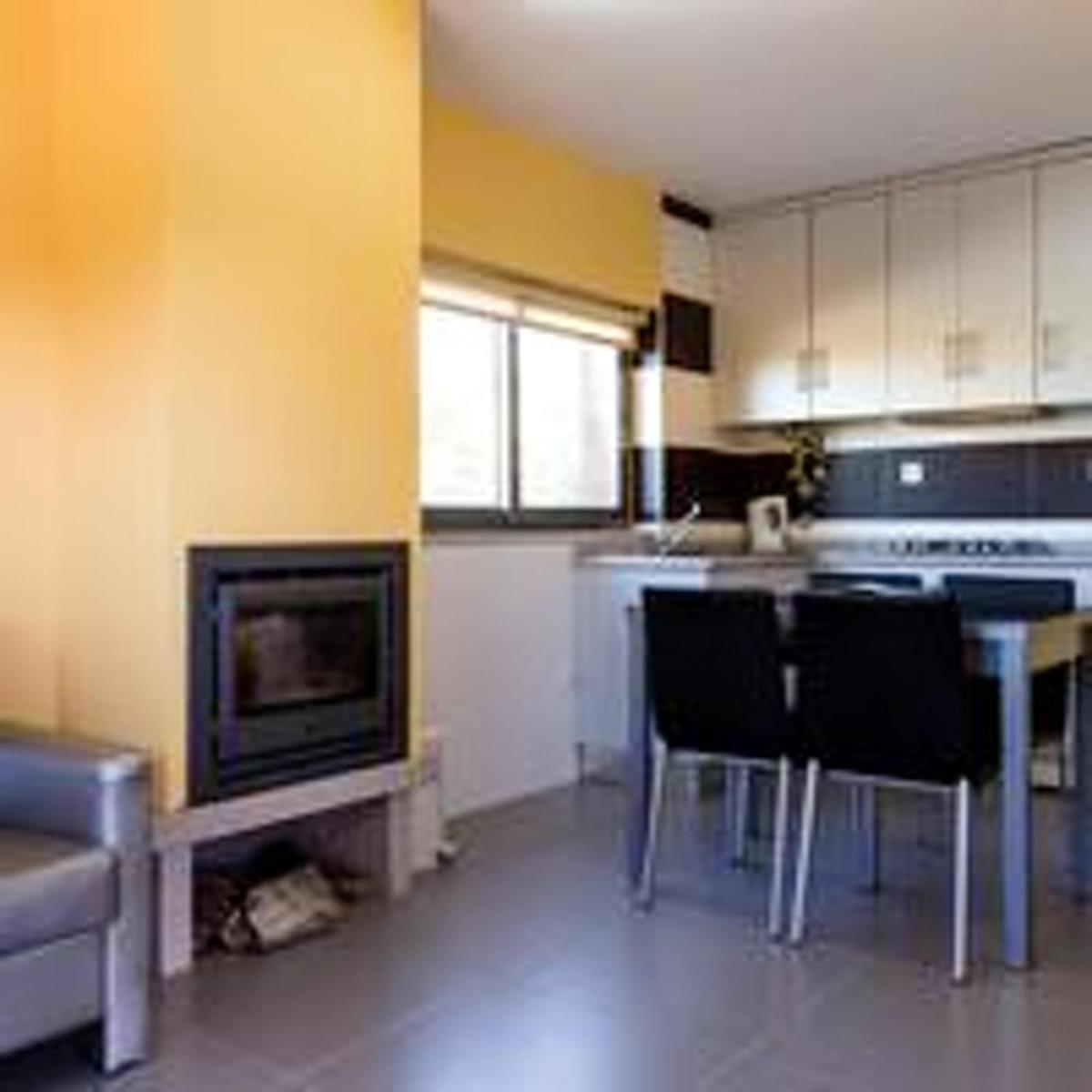 Comfortable Bungalow Pinhel pool - Housity