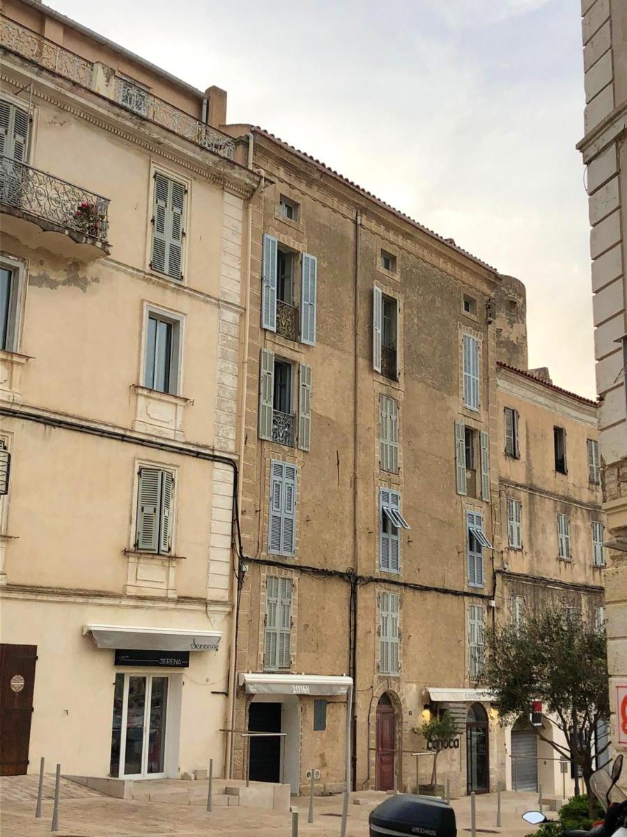 Appartement cosy a Bonifacio avec vue sur la mer 45 m² - Housity