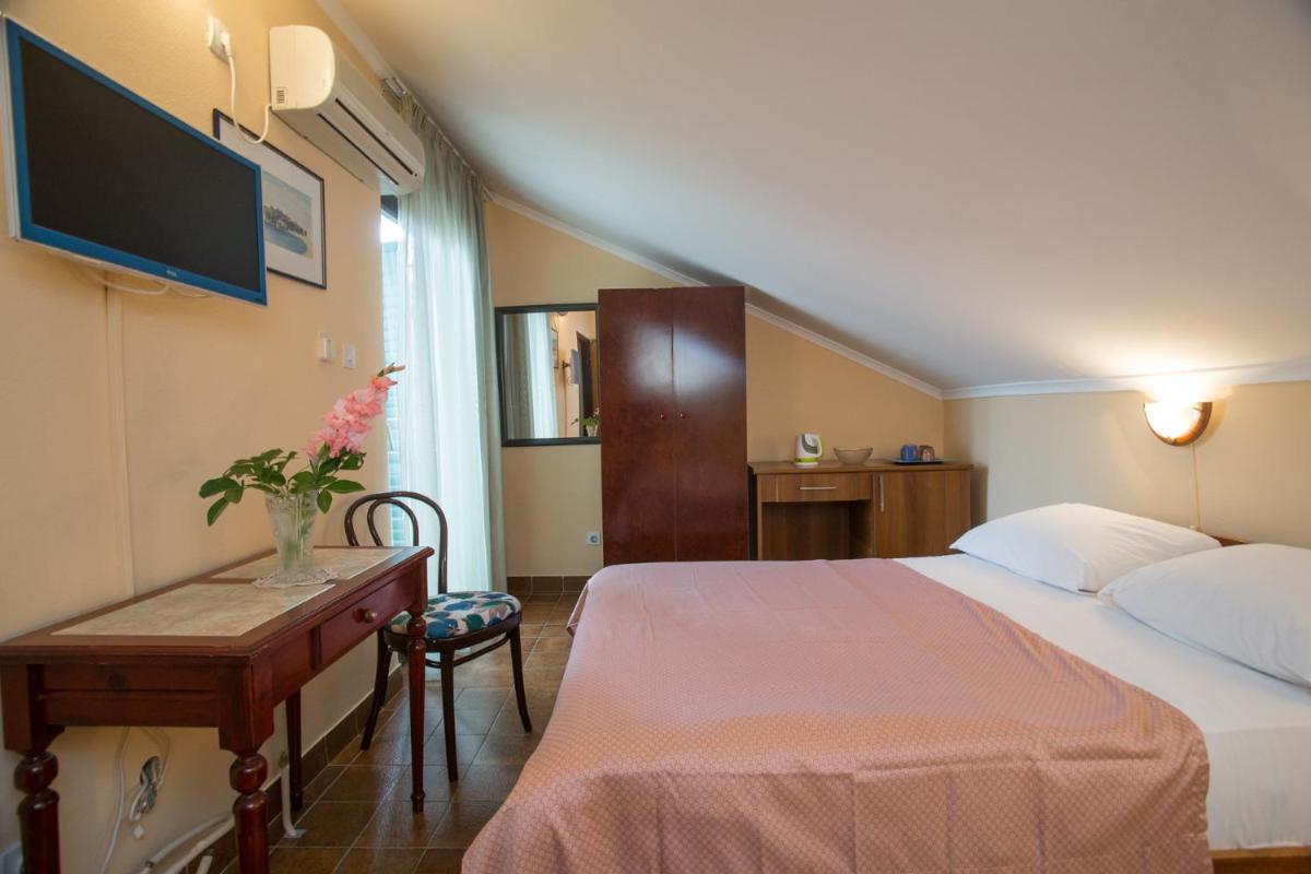 Rooms & Apartments Boskovic - Housity