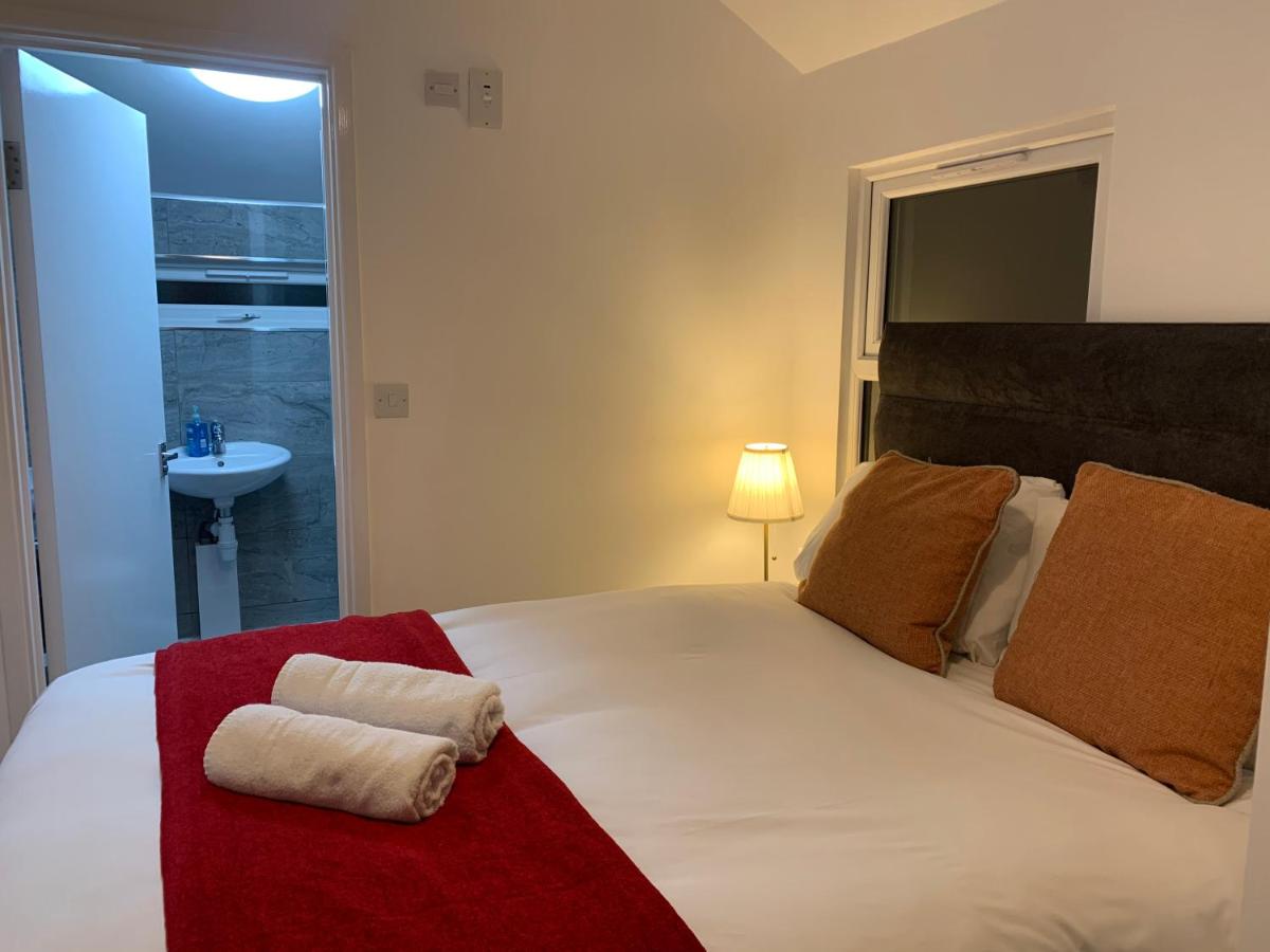 Frances St House - Housity