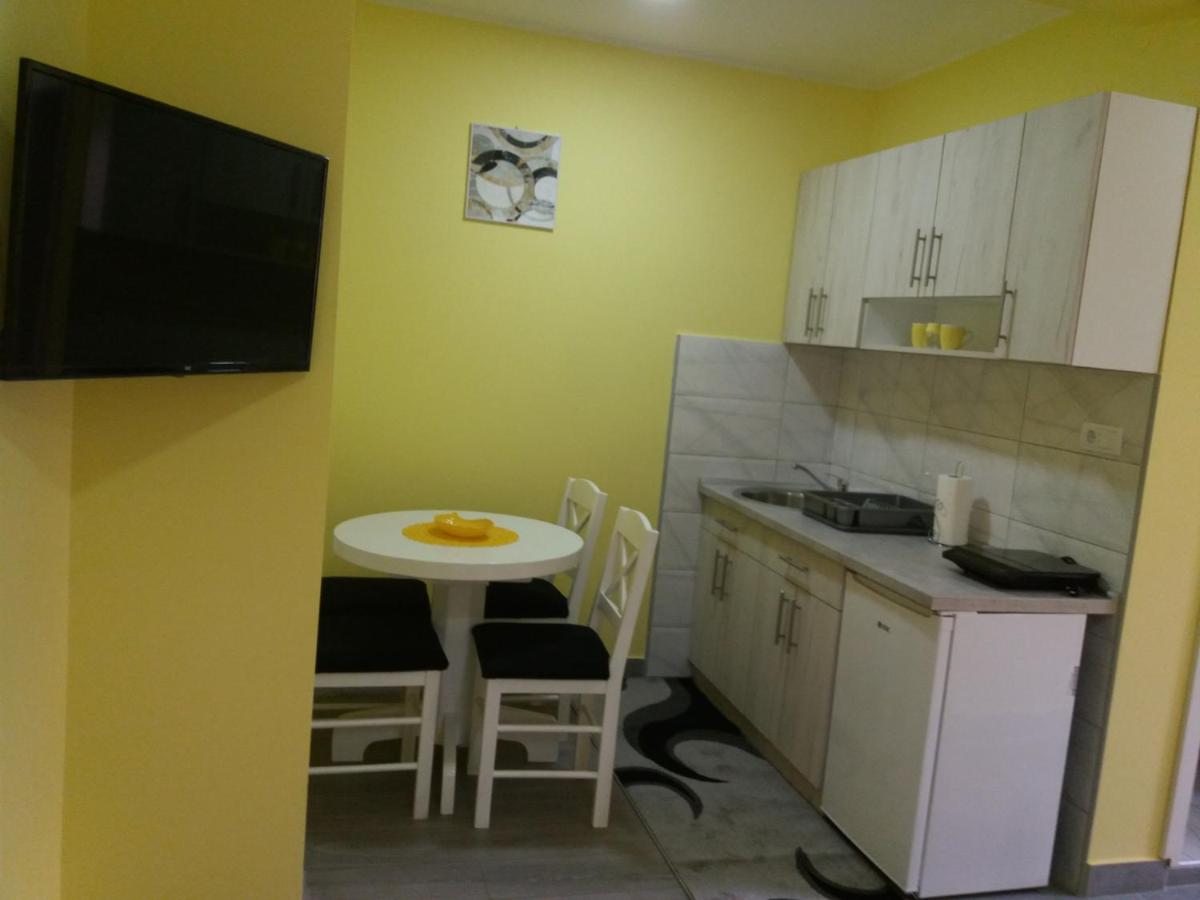 Apartmani SAN - Housity