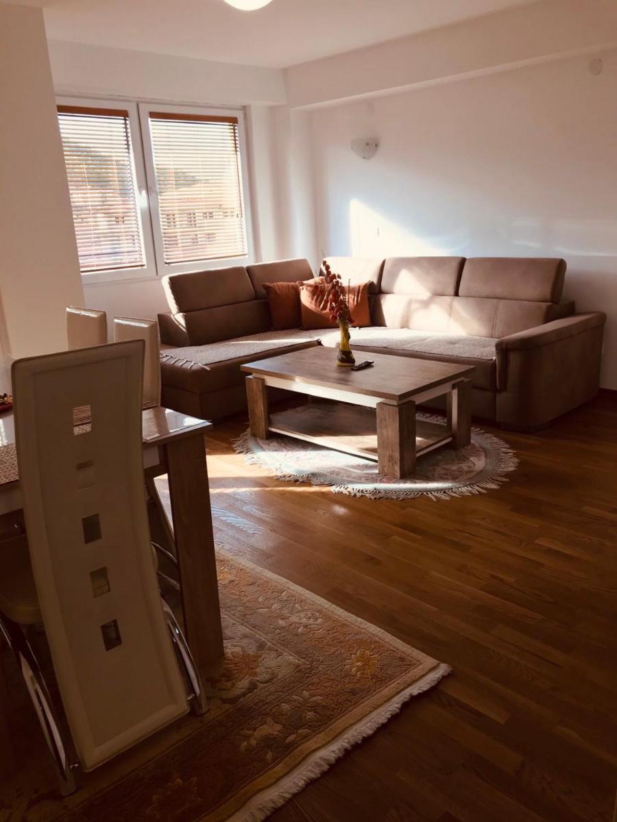 Kristina Apartment - Housity