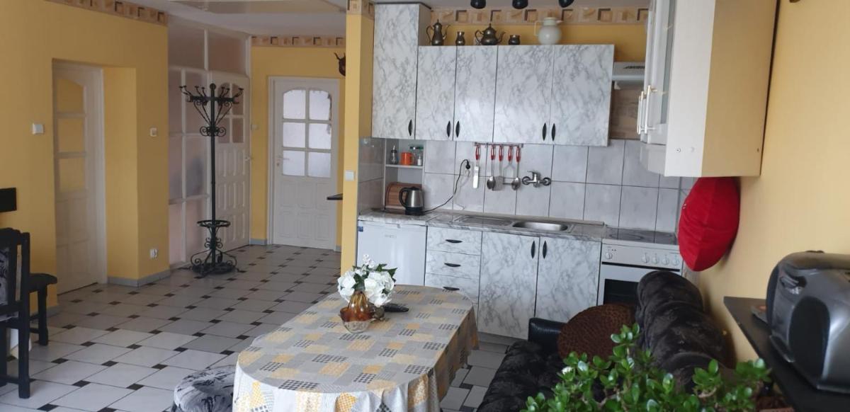 Pokoje Gościnne Max - Housity