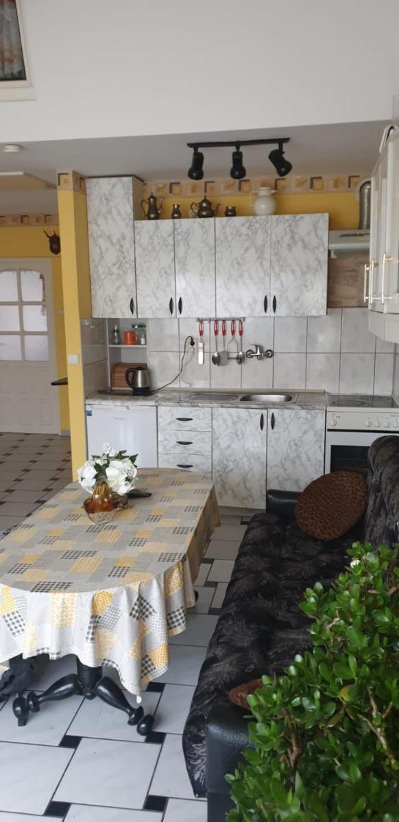 Pokoje Gościnne Max - Housity
