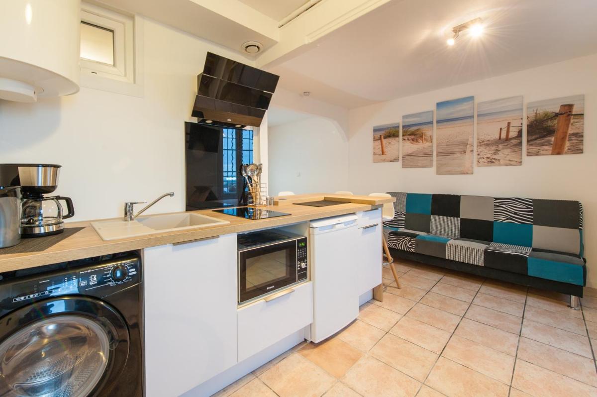 Beautiful renovated studio with view- Old Hyères - Housity