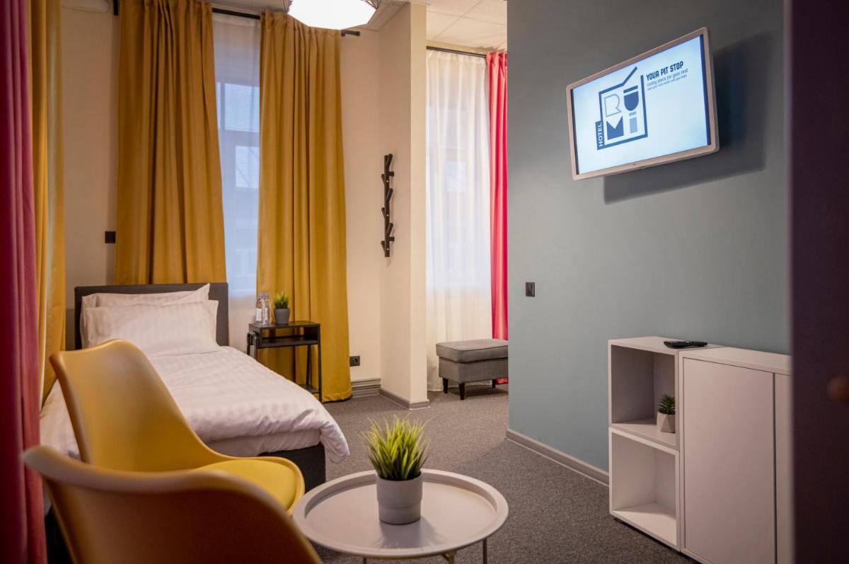 RUMI Hotel with Self Check-In - Housity