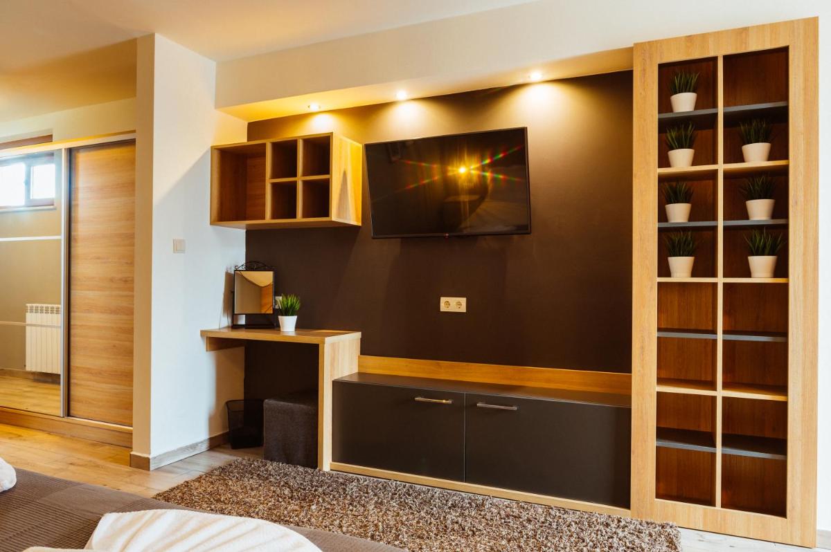 Семеен хотел АРИЗОНА - Hizvo