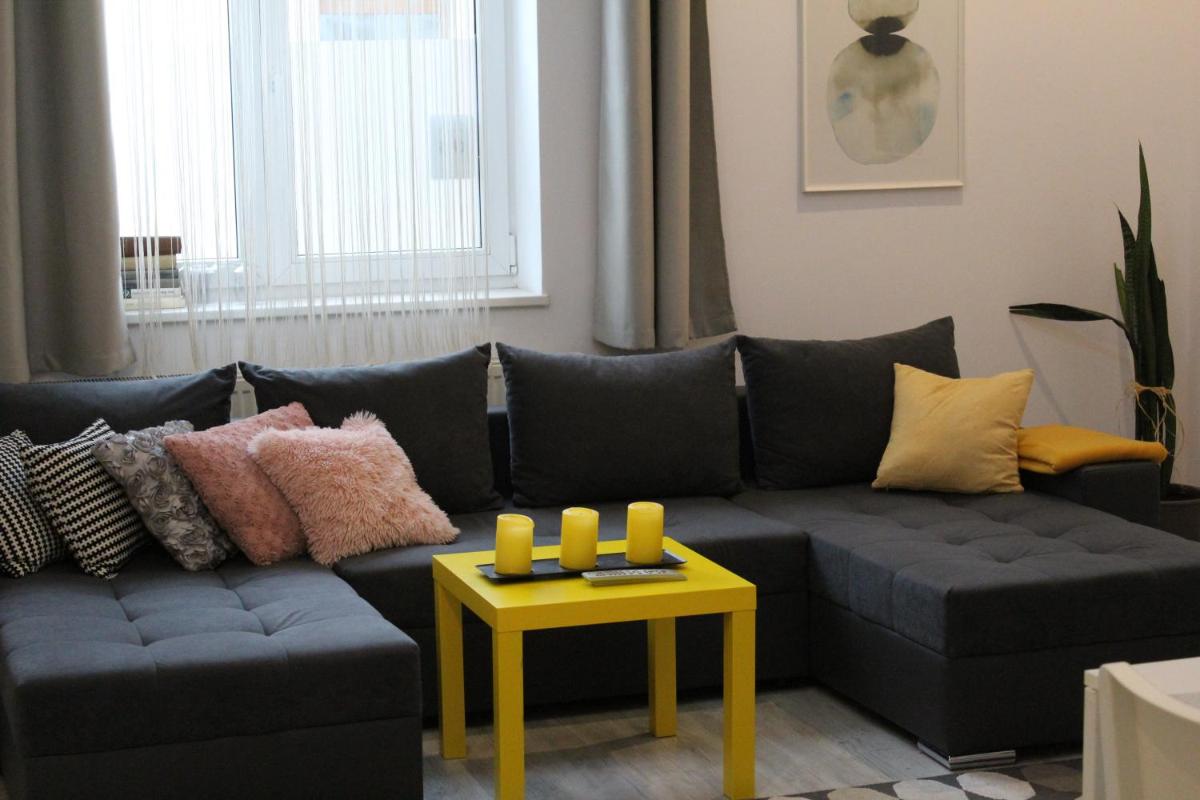 Viky Apartment - Housity