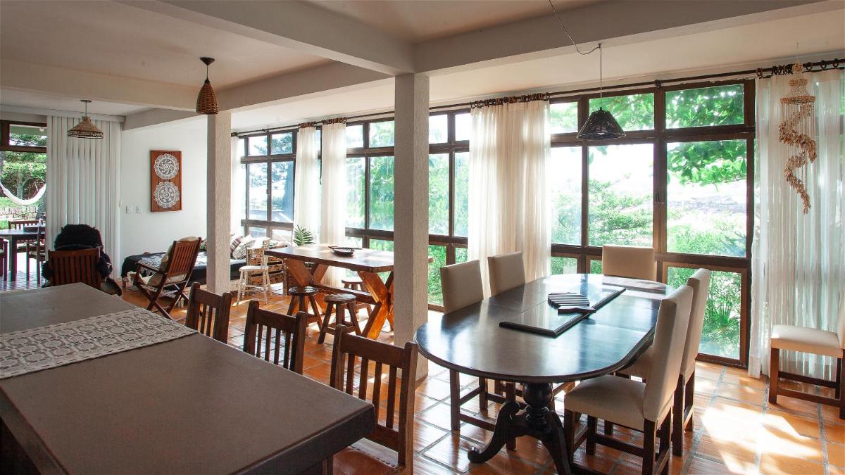 Joaquina House - paraíso exclusivo em Floripa - Housity