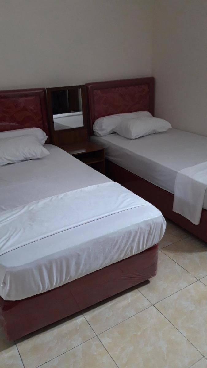 OMO Inn Solo RedPartner - Housity