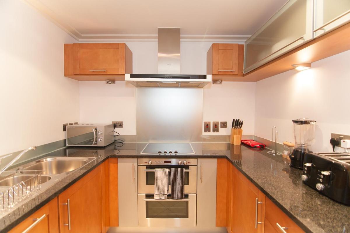 Horizon Canary Wharf Apartments - Housity
