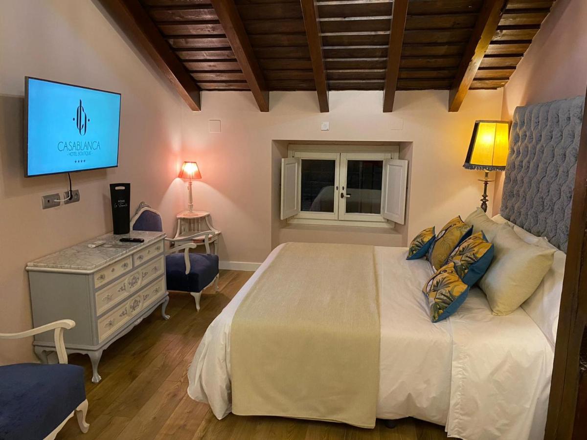 Cama o camas de una habitación en HOTEL CASABLANCA BOUTIQUE