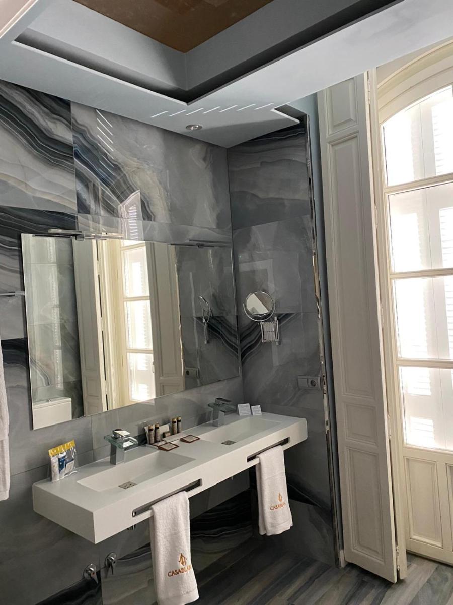 Un baño de HOTEL CASABLANCA BOUTIQUE