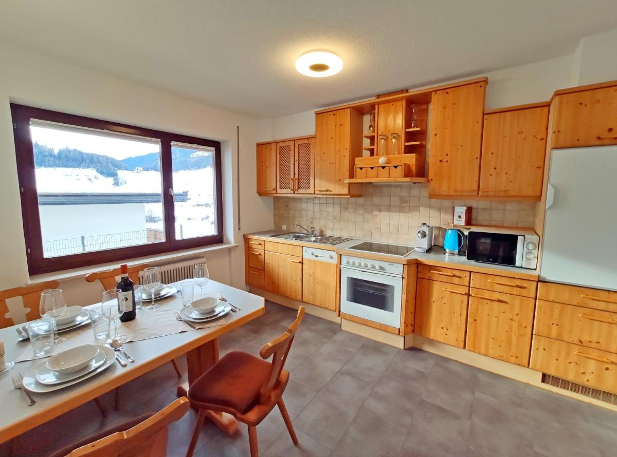 Aira Apart - Housity